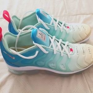 Nike Vapormax Plus Size 10 Womens
